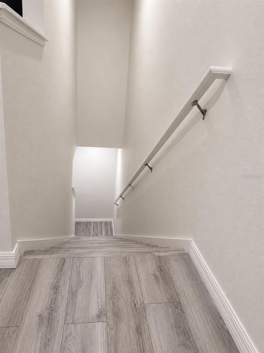 For Rent: $2,200 (3 beds, 2 baths, 1707 Square Feet)