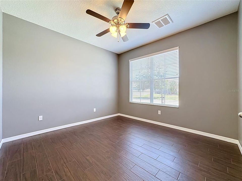 En Venta: $399,900 (3 camas, 2 baños, 2042 Pies cuadrados)