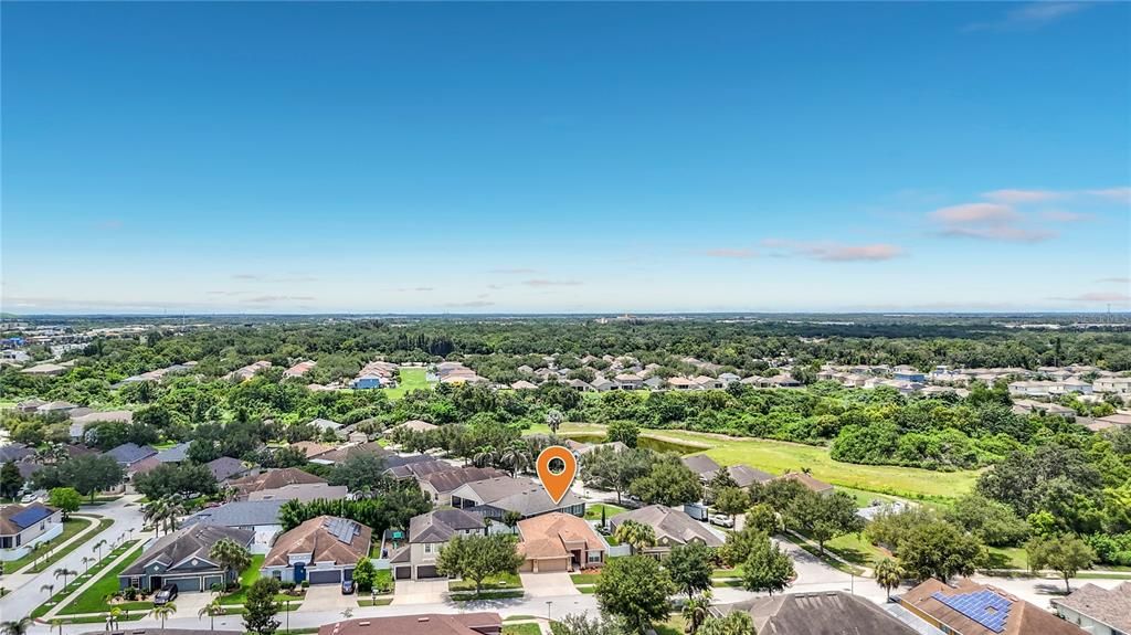 En Venta: $399,900 (3 camas, 2 baños, 2042 Pies cuadrados)