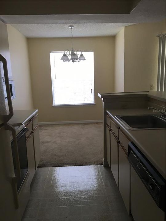 В аренду: $1,200 (1 спален, 1 ванн, 673 Квадратных фут)
