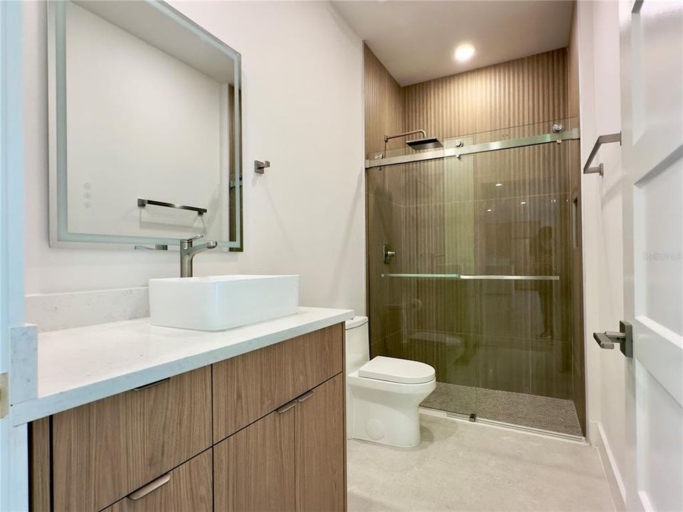 En Venta: $379,900 (3 camas, 2 baños, 1905 Pies cuadrados)