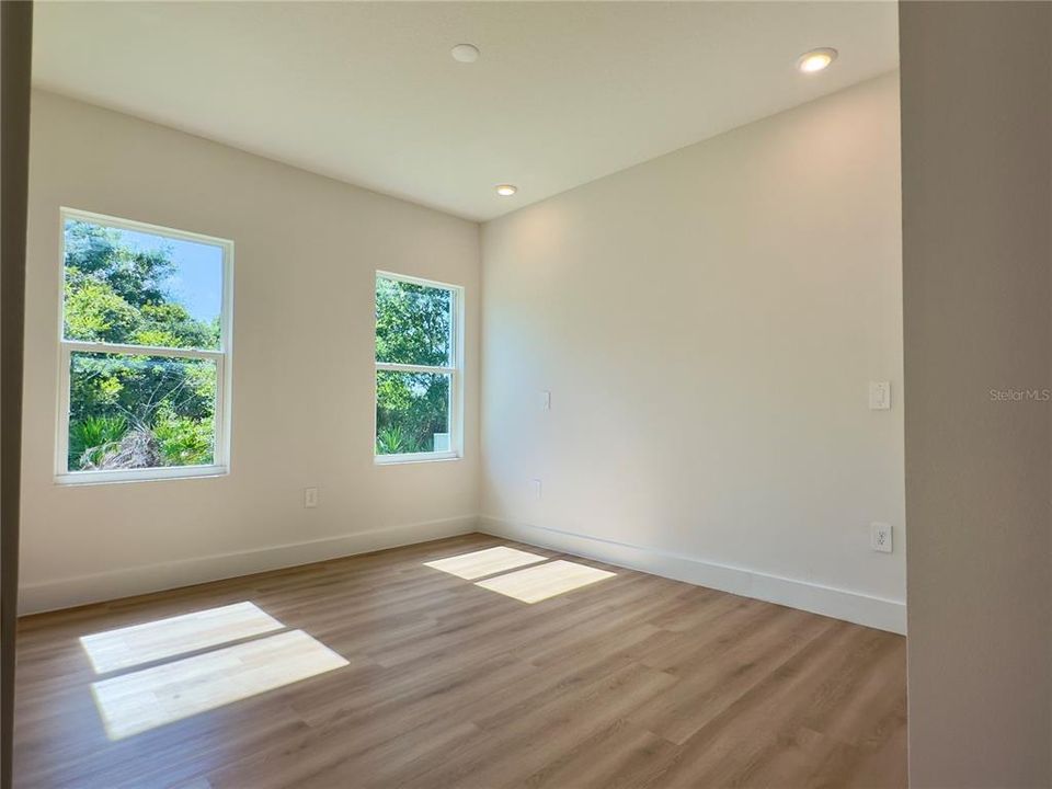 En Venta: $379,900 (3 camas, 2 baños, 1905 Pies cuadrados)