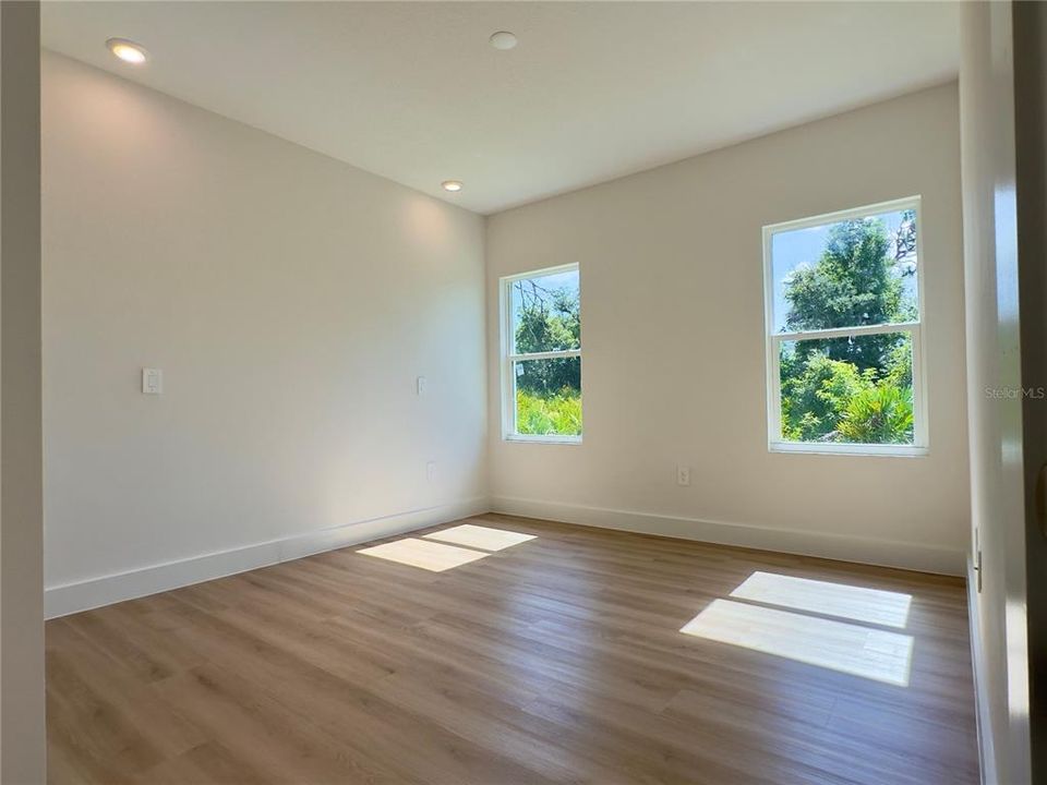 En Venta: $379,900 (3 camas, 2 baños, 1905 Pies cuadrados)