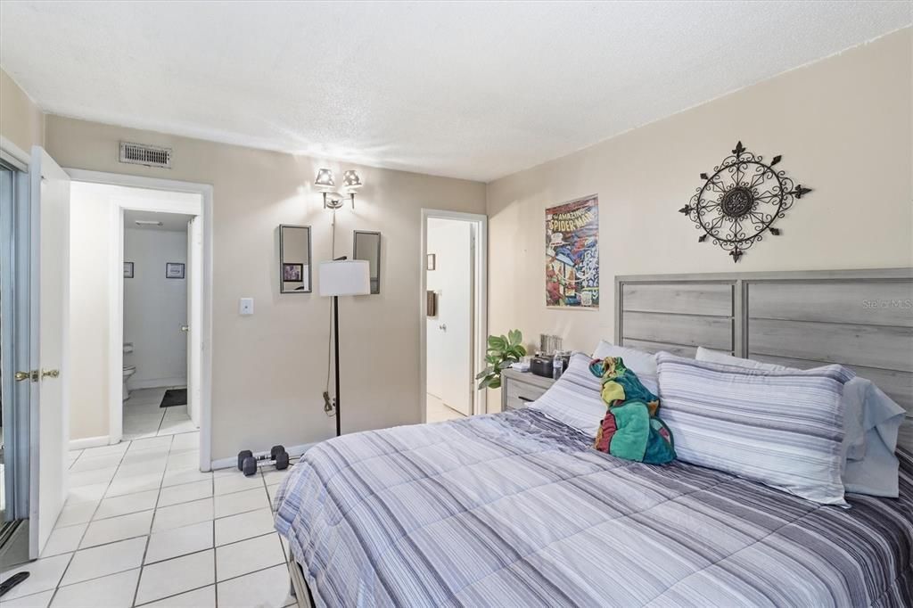 En Venta: $125,000 (2 camas, 2 baños, 944 Pies cuadrados)