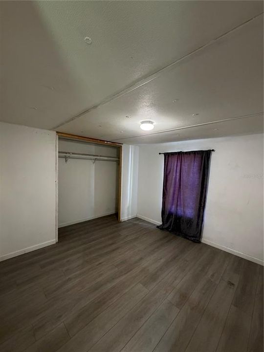 На продажу: $89,900 (2 спален, 1 ванн, 728 Квадратных фут)