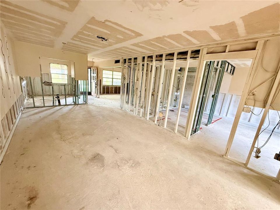 На продажу: $85,000 (2 спален, 2 ванн, 886 Квадратных фут)