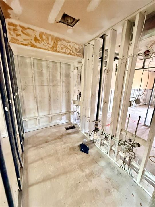 На продажу: $85,000 (2 спален, 2 ванн, 886 Квадратных фут)