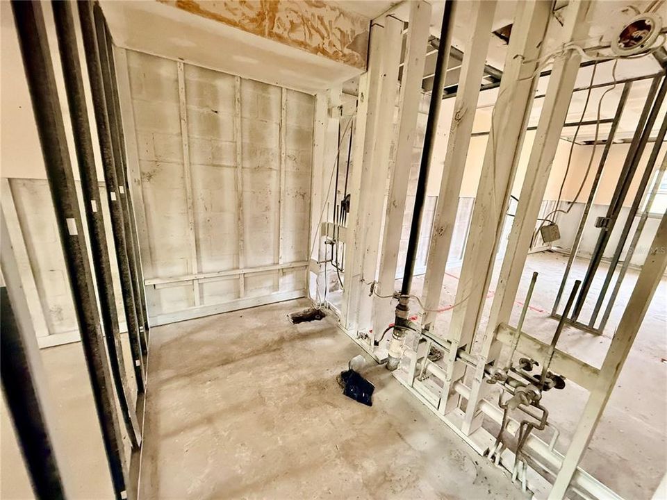 На продажу: $85,000 (2 спален, 2 ванн, 886 Квадратных фут)