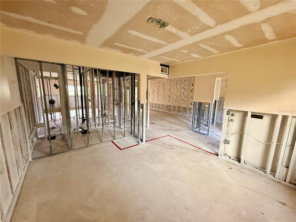 На продажу: $85,000 (2 спален, 2 ванн, 886 Квадратных фут)