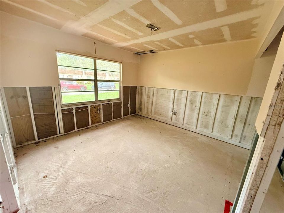 На продажу: $85,000 (2 спален, 2 ванн, 886 Квадратных фут)