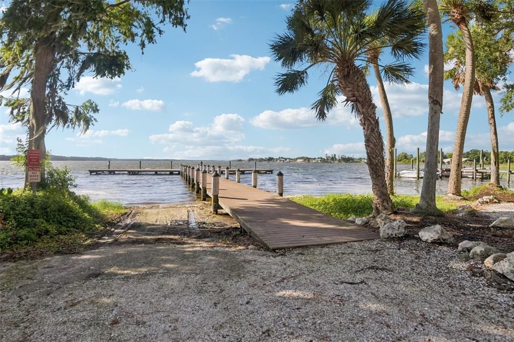 En Venta: $889,000 (5 camas, 2 baños, 2857 Pies cuadrados)