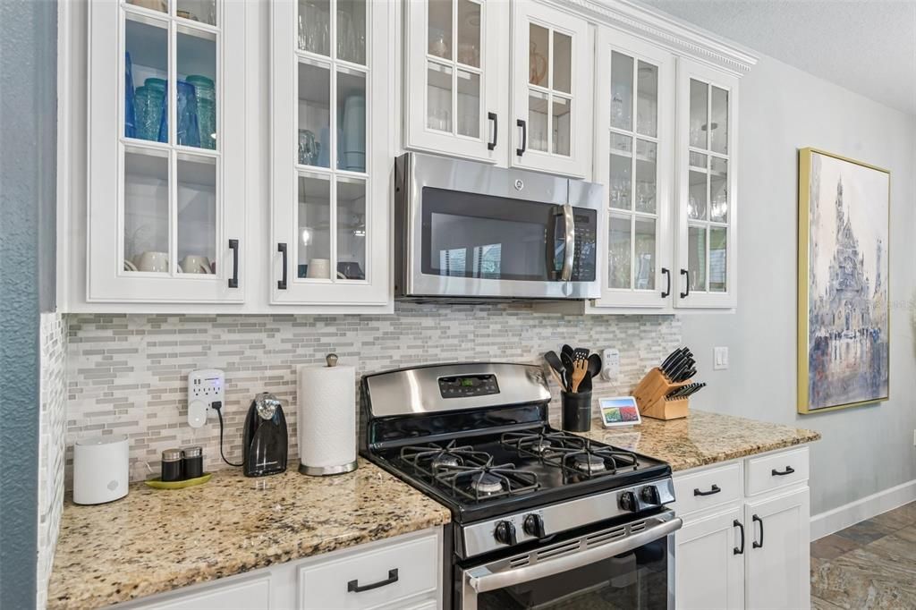 En Venta: $889,000 (5 camas, 2 baños, 2857 Pies cuadrados)