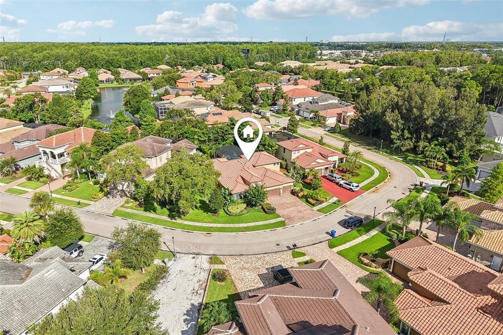 En Venta: $889,000 (5 camas, 2 baños, 2857 Pies cuadrados)