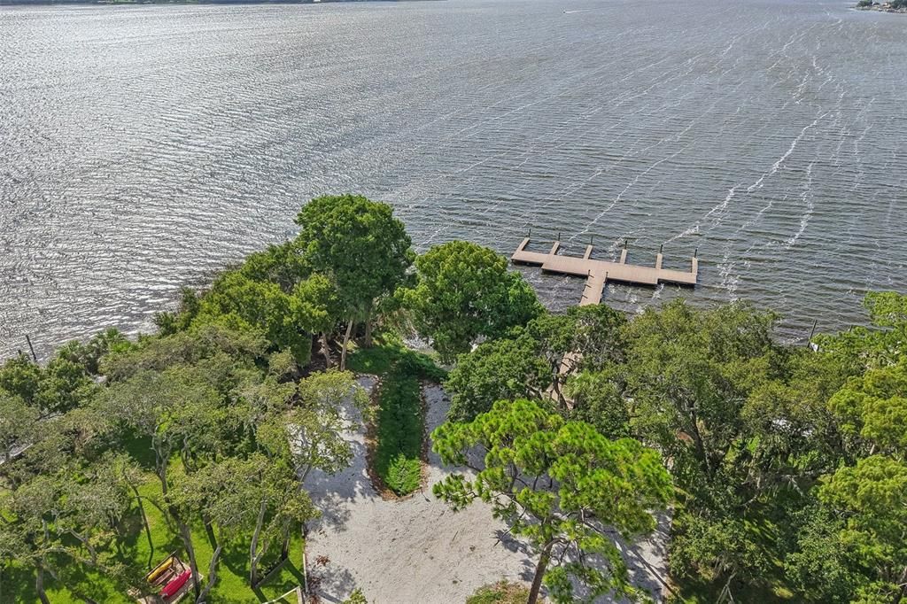 En Venta: $889,000 (5 camas, 2 baños, 2857 Pies cuadrados)