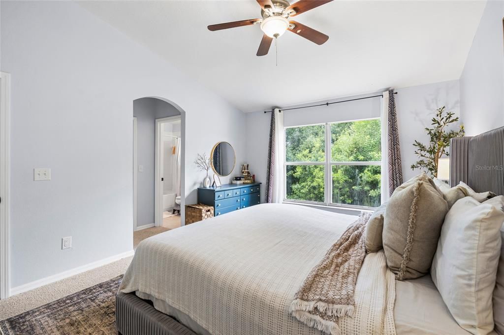 For Sale: $275,000 (3 beds, 2 baths, 1708 Square Feet)