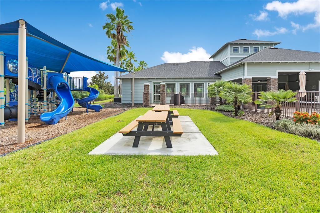 For Sale: $224,900 (3 beds, 2 baths, 1396 Square Feet)