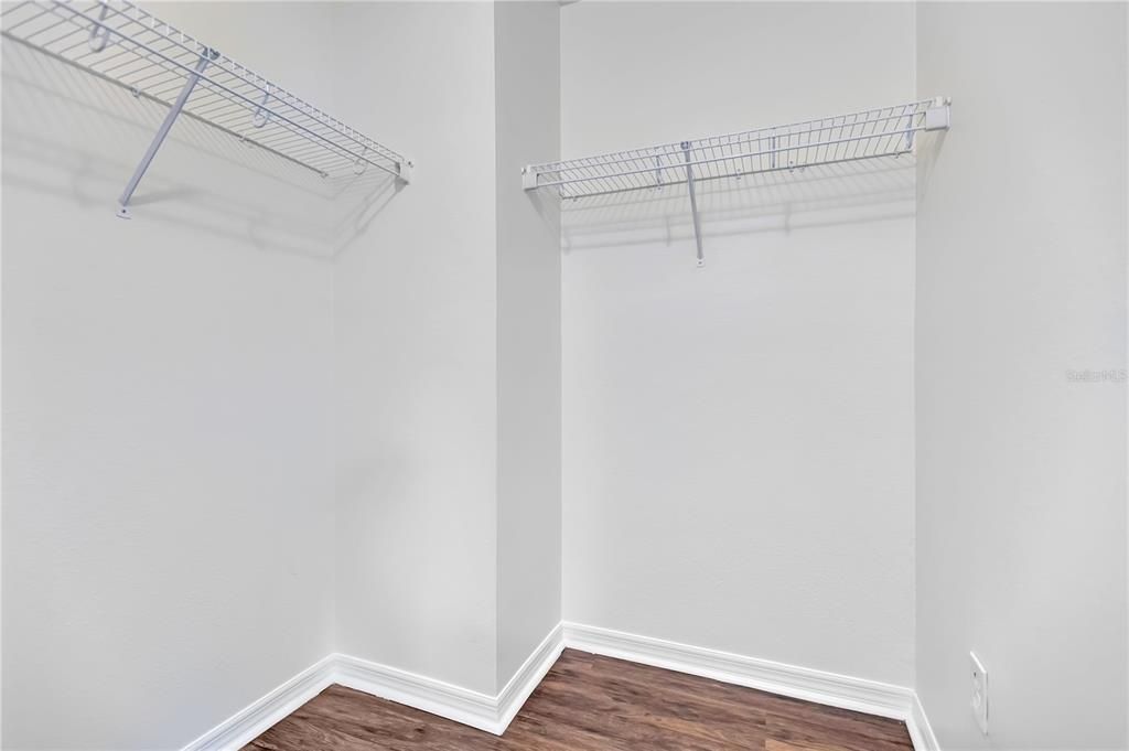 For Sale: $224,900 (3 beds, 2 baths, 1396 Square Feet)