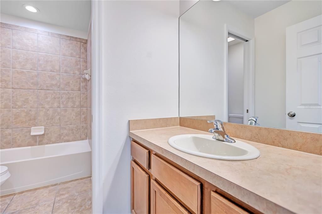 For Sale: $224,900 (3 beds, 2 baths, 1396 Square Feet)