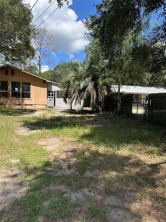 For Sale: $44,900 (2 beds, 2 baths, 1055 Square Feet)