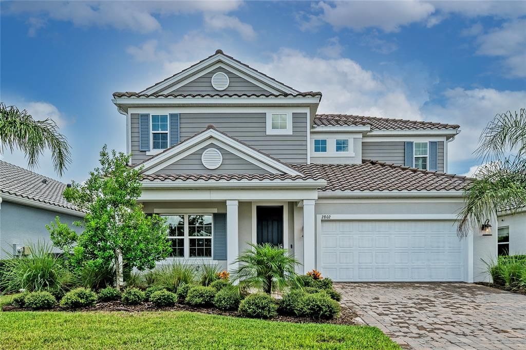 For Sale: $750,000 (4 beds, 3 baths, 3097 Square Feet)