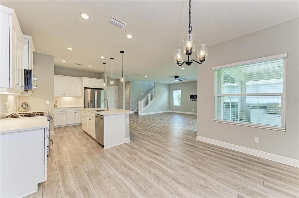 For Sale: $750,000 (4 beds, 3 baths, 3097 Square Feet)