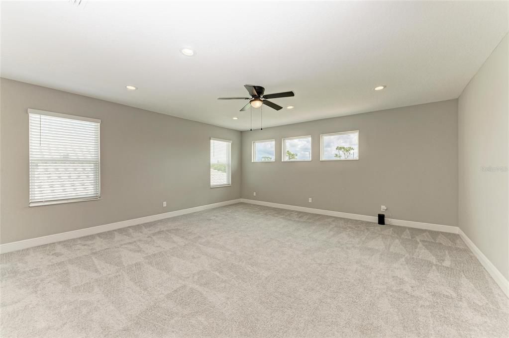 For Sale: $750,000 (4 beds, 3 baths, 3097 Square Feet)