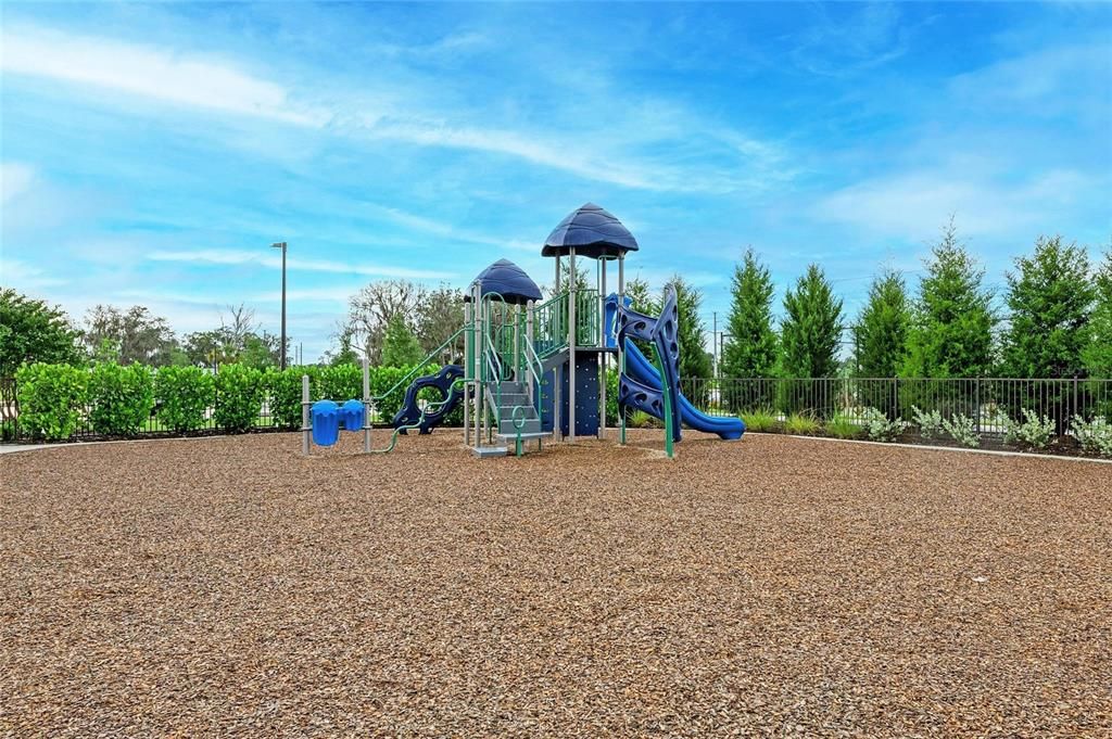 For Sale: $750,000 (4 beds, 3 baths, 3097 Square Feet)