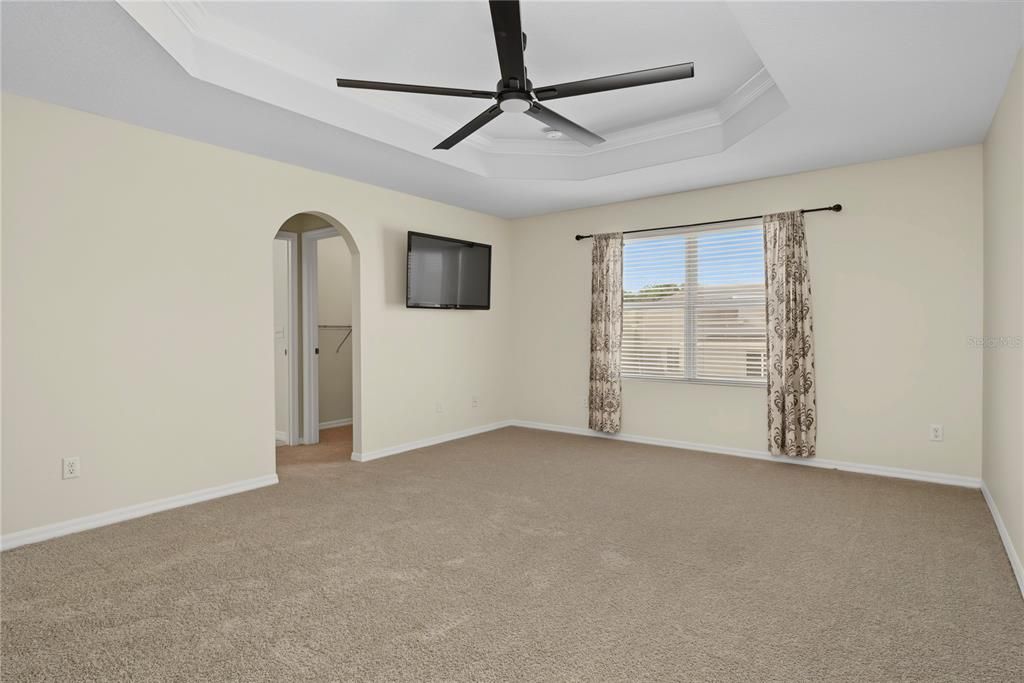 En Venta: $850,000 (5 camas, 3 baños, 3241 Pies cuadrados)