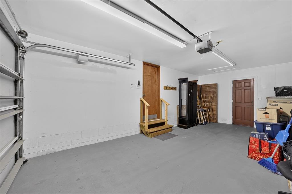 En Venta: $399,000 (3 camas, 2 baños, 1813 Pies cuadrados)