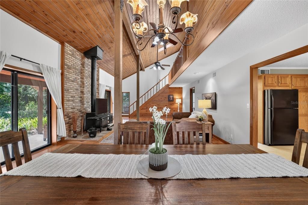 En Venta: $399,000 (3 camas, 2 baños, 1813 Pies cuadrados)