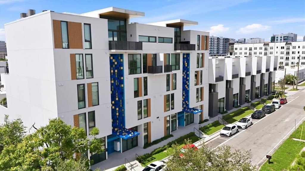 В аренду: $3,500 (2 спален, 2 ванн, 1023 Квадратных фут)