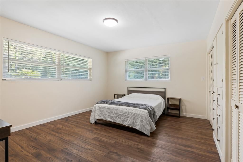 For Sale: $799,000 (4 beds, 4 baths, 2988 Square Feet)