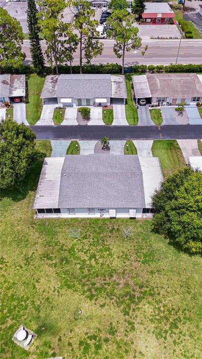 На продажу: $109,900 (2 спален, 2 ванн, 816 Квадратных фут)