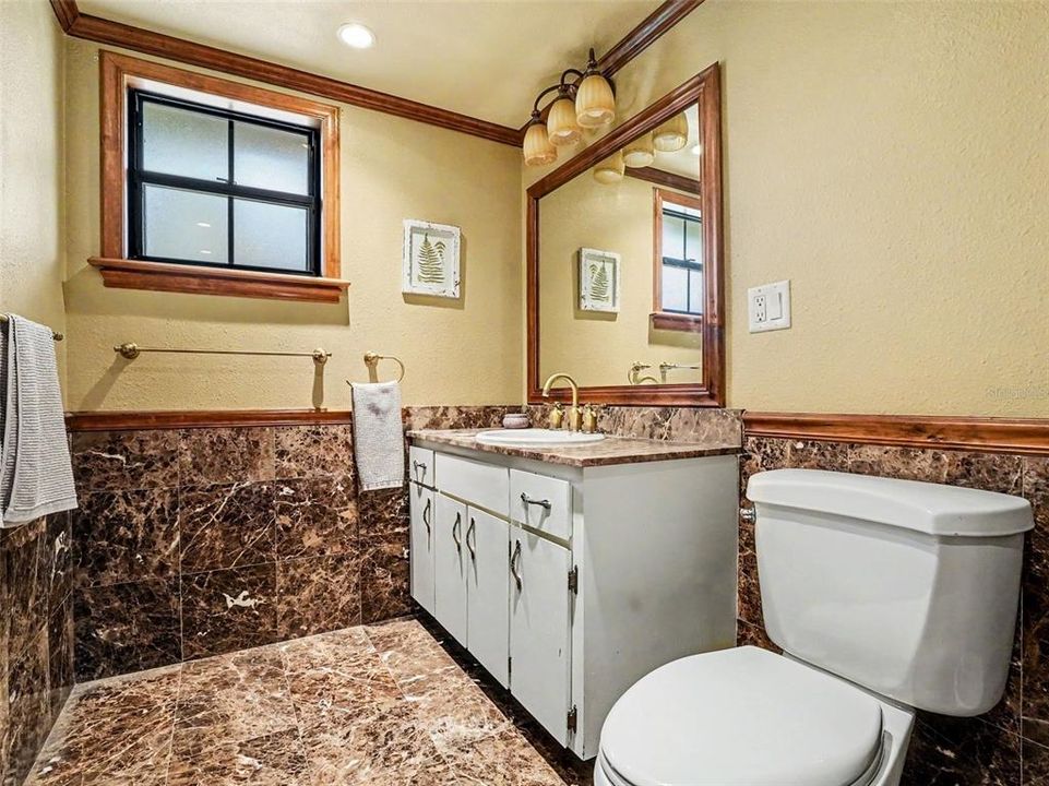 На продажу: $625,000 (3 спален, 2 ванн, 2400 Квадратных фут)