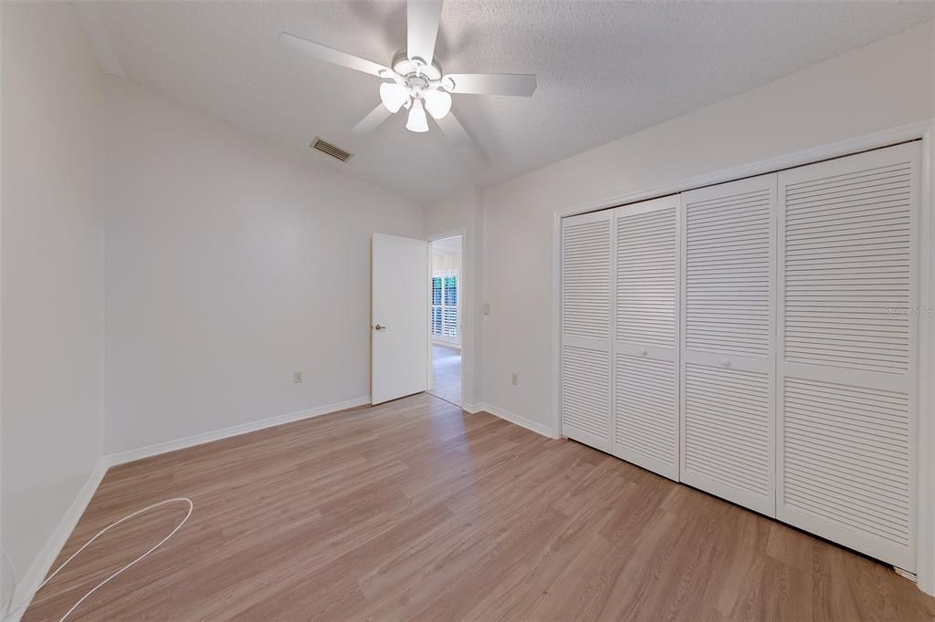 For Sale: $325,000 (2 beds, 2 baths, 1547 Square Feet)