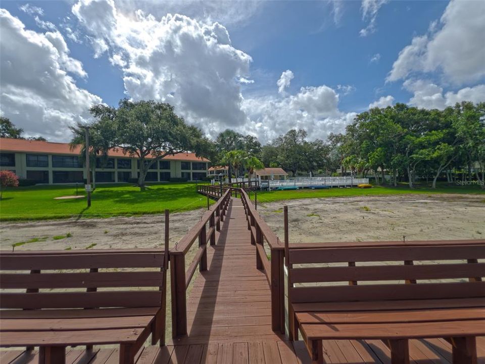 For Sale: $325,000 (2 beds, 2 baths, 1547 Square Feet)