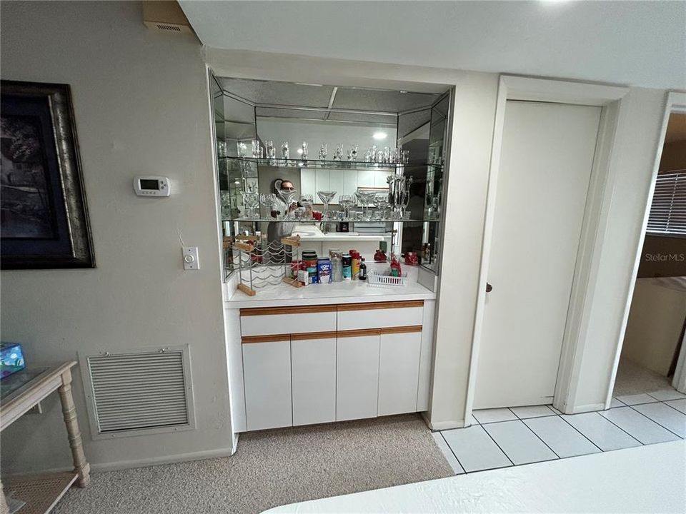 For Sale: $99,000 (2 beds, 2 baths, 1092 Square Feet)