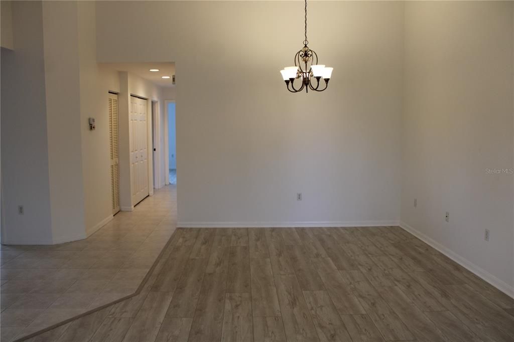 В аренду: $2,499 (3 спален, 2 ванн, 1487 Квадратных фут)