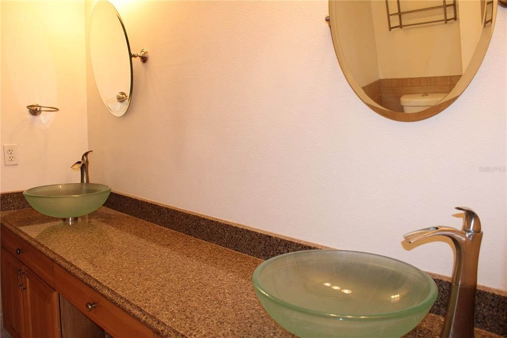 В аренду: $2,499 (3 спален, 2 ванн, 1487 Квадратных фут)