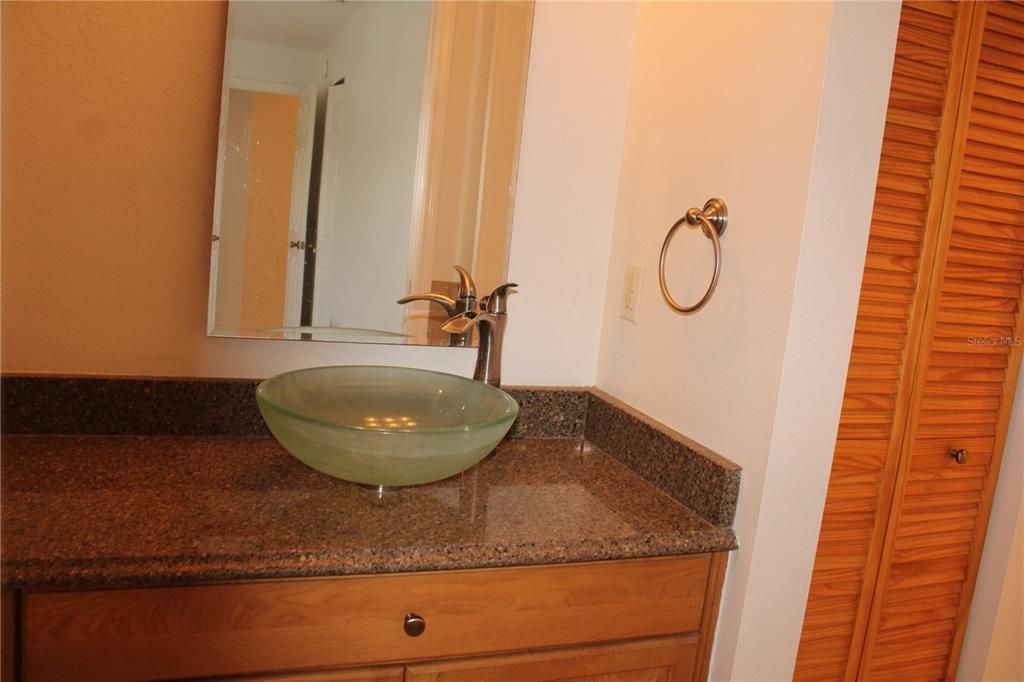В аренду: $2,499 (3 спален, 2 ванн, 1487 Квадратных фут)