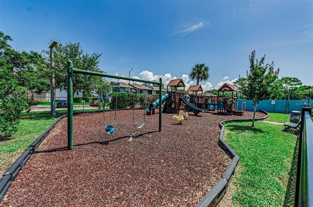 На продажу: $115,000 (1 спален, 1 ванн, 680 Квадратных фут)