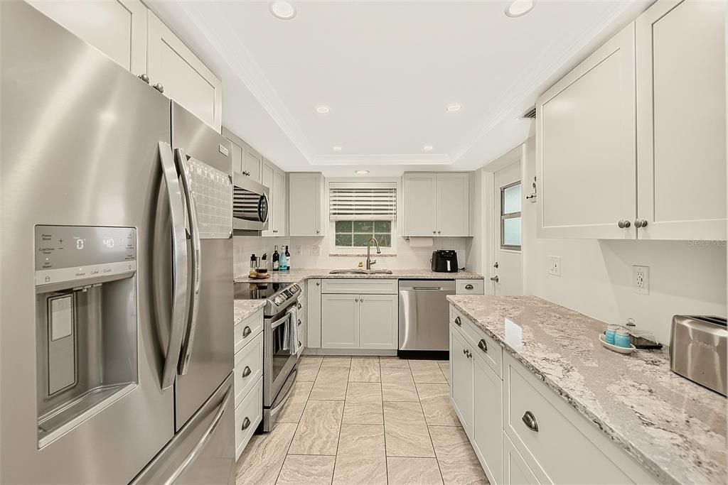 For Rent: $2,100 (2 beds, 2 baths, 1133 Square Feet)