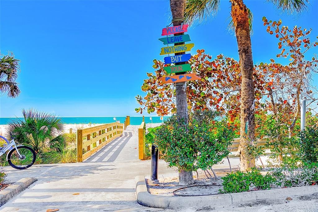 For Rent: $2,100 (2 beds, 2 baths, 1133 Square Feet)