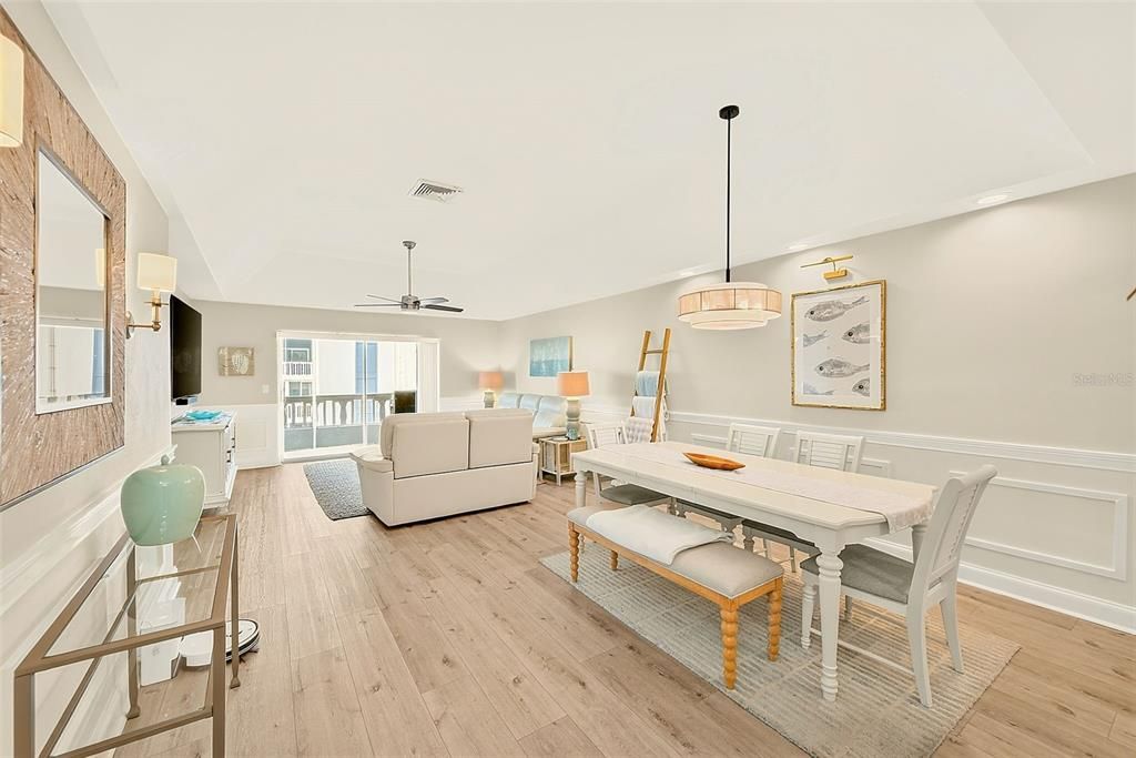 For Rent: $2,100 (2 beds, 2 baths, 1133 Square Feet)