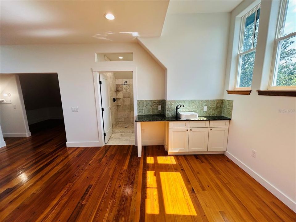 For Sale: $914,550 (4 beds, 3 baths, 2613 Square Feet)