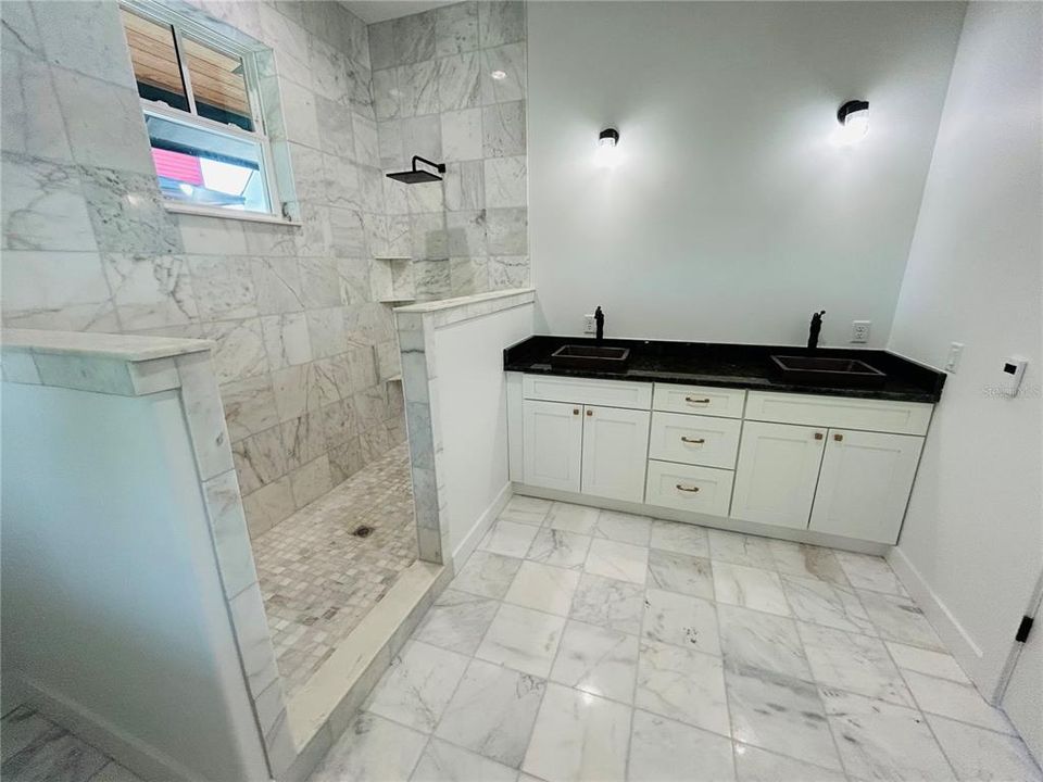 For Sale: $914,550 (4 beds, 3 baths, 2613 Square Feet)