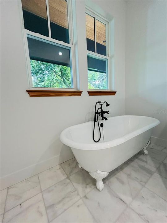 For Sale: $914,550 (4 beds, 3 baths, 2613 Square Feet)