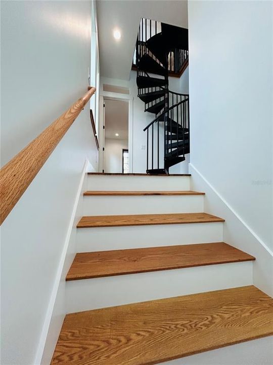 For Sale: $914,550 (4 beds, 3 baths, 2613 Square Feet)