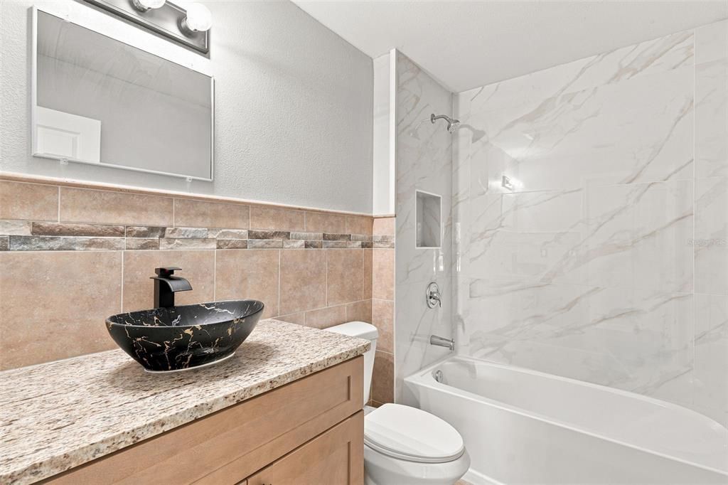 For Sale: $325,000 (3 beds, 2 baths, 1531 Square Feet)