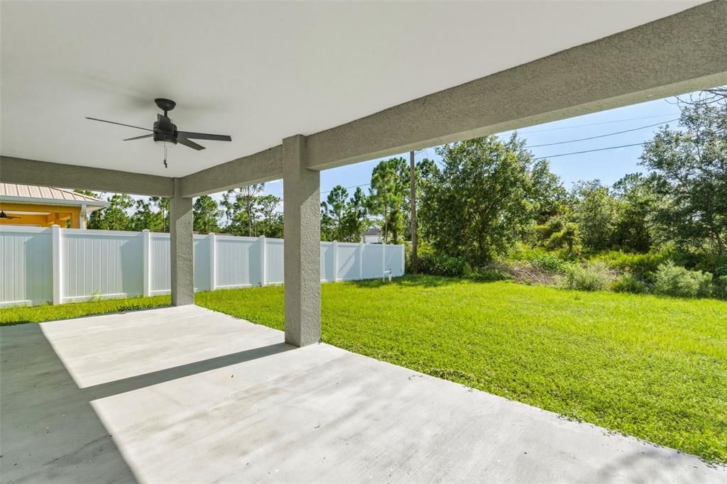 For Sale: $325,000 (3 beds, 2 baths, 1531 Square Feet)